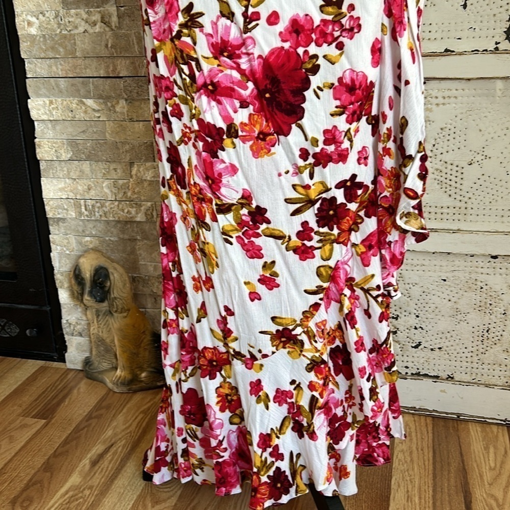Bluivy Dreaming of Roses wrap front maxi dress pink white cold shoulder rayon - Picture 6 of 14